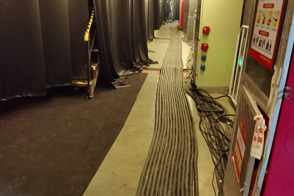 龙潭柴油发电机组的输出电压可以调节到哪些范围？