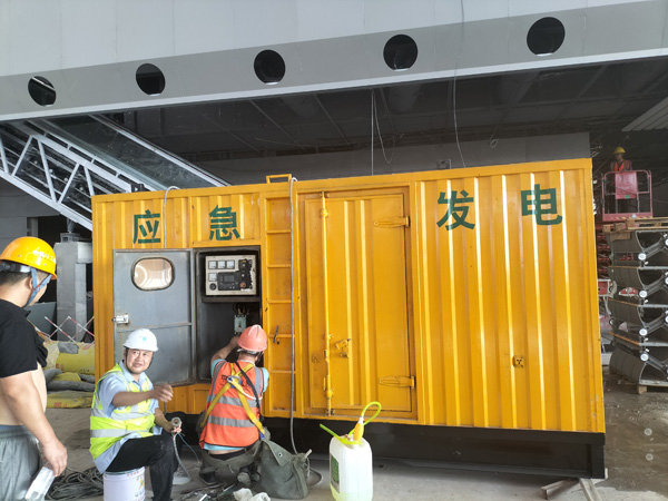 龙潭怎样判断空气滤清器是否需要更换？