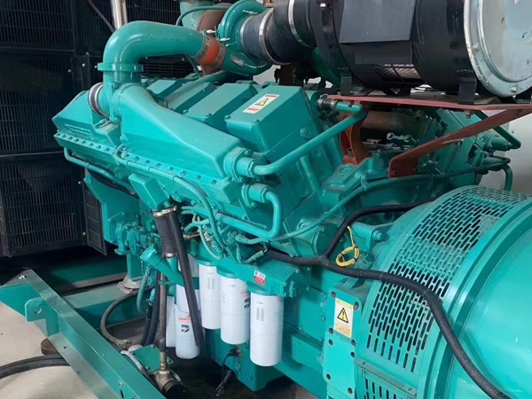 龙潭更换100kW柴油发电机组机油时，需要注意哪些事项？